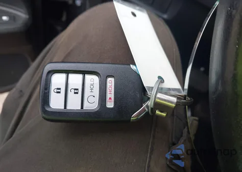 2019 Honda Ridgeline Rtl z USA, uszkodzony, nr VIN 5FPYK2F56KB000057